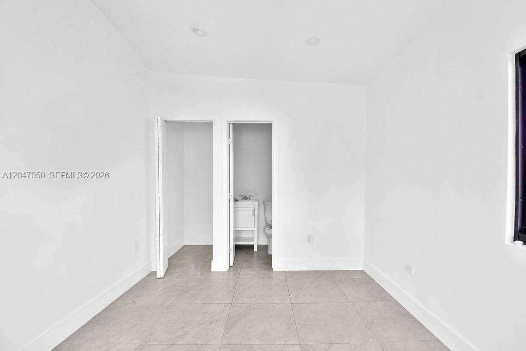 1102 NW 103rd Street, Miami, FL 33150 photo 13