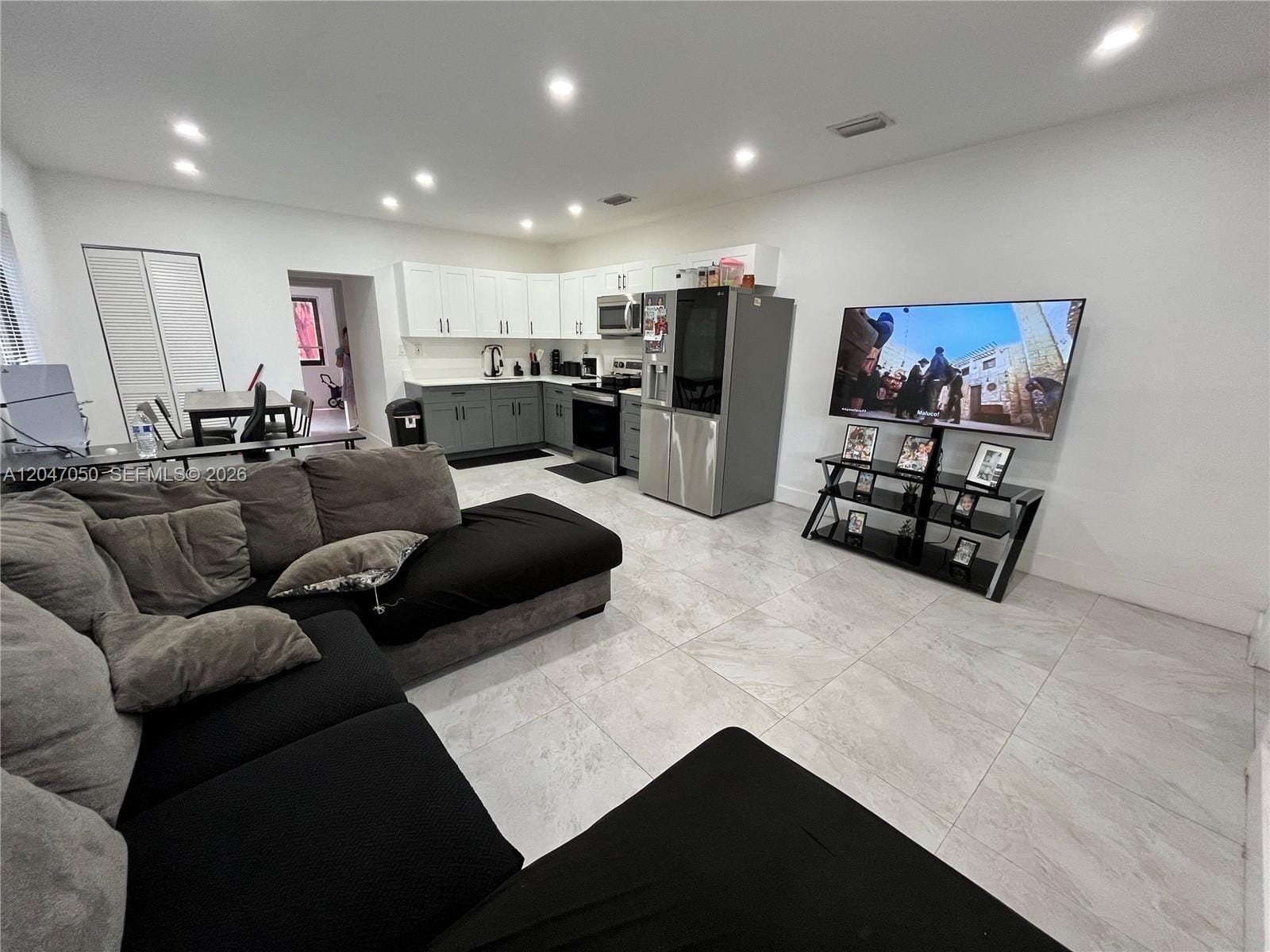 1102 NW 103rd Street, Miami, FL 33150 photo 21