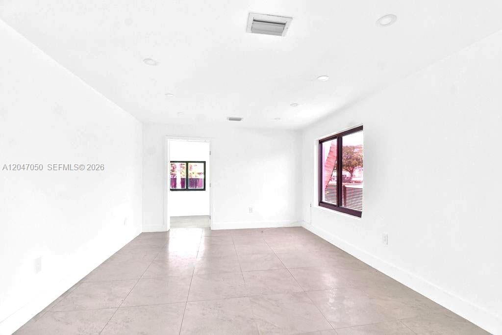 1102 NW 103rd Street — photo 10
