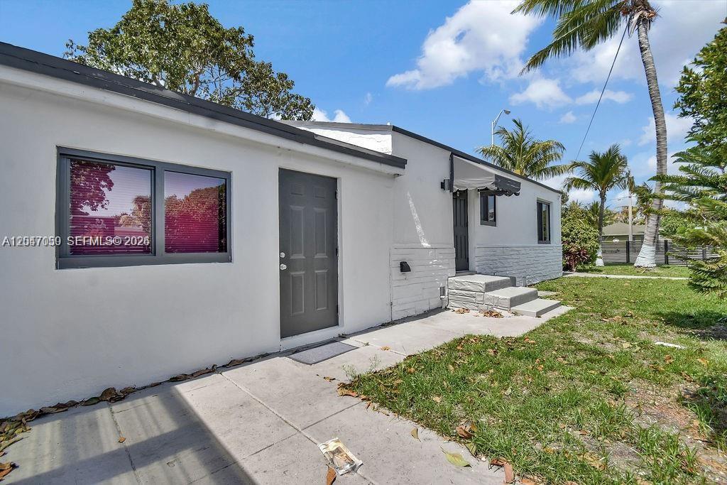 1102 NW 103rd Street, Miami, FL 33150