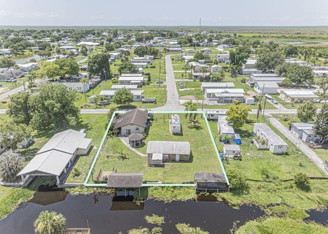 1040 Lissie Lane, Okeechobee, FL 34974