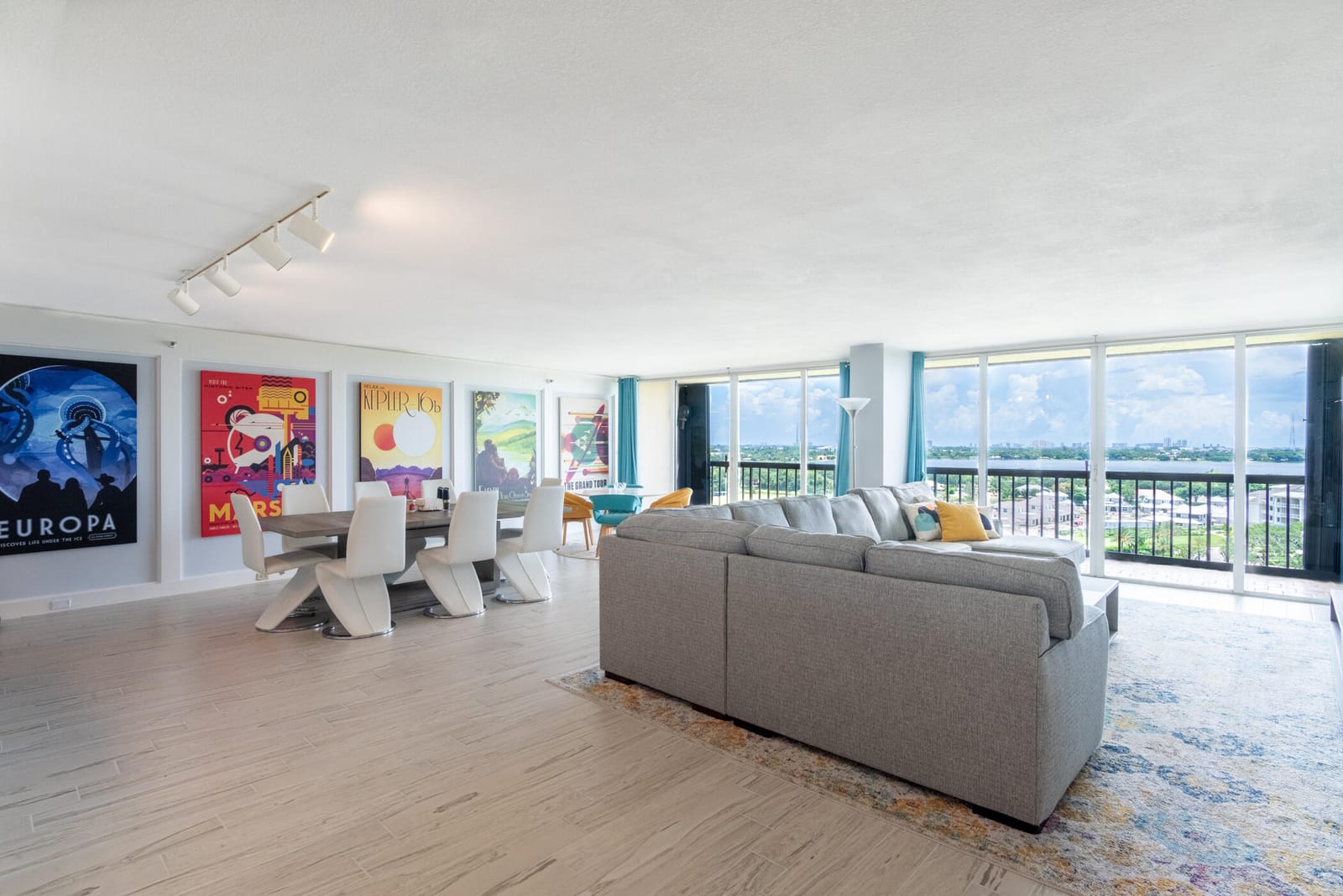 2450 Presidential Way 1405 — photo 4