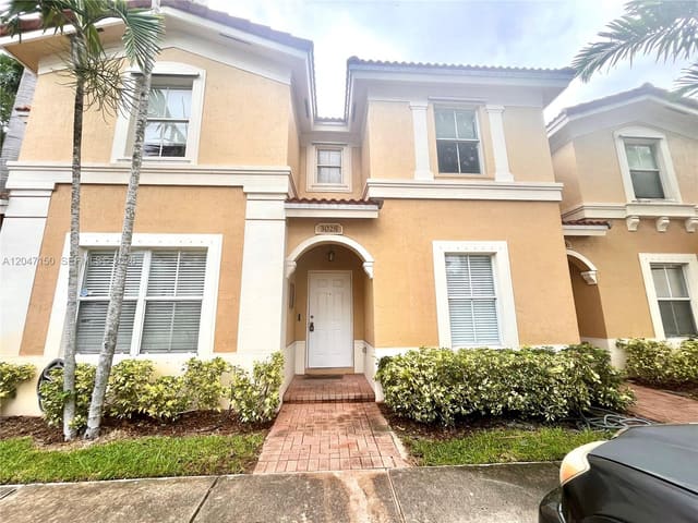 3028 SW 129th Terrace 120, Miramar, FL 33027