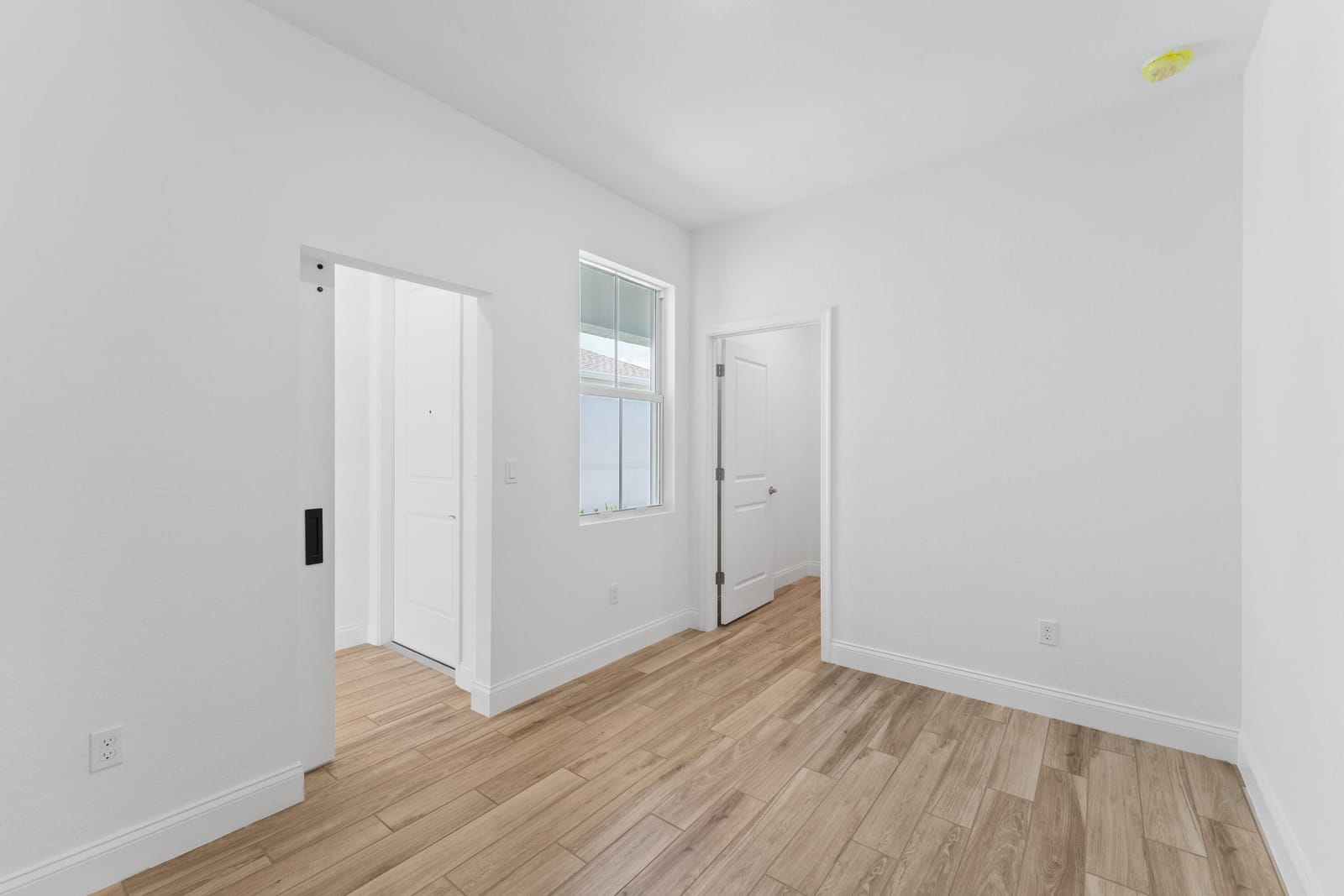 6172 NW Tuckaway Avenue — photo 4