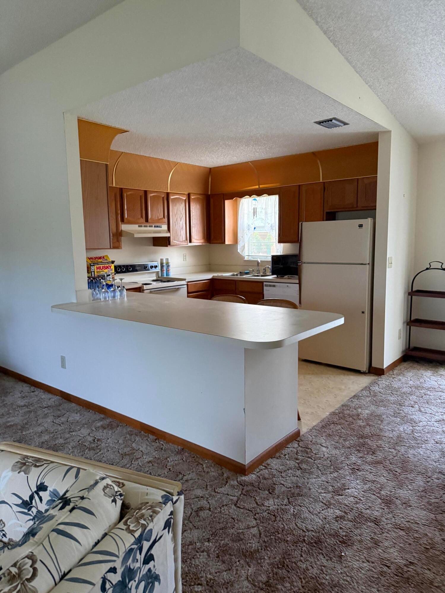 529 SW Violet Avenue — photo 9