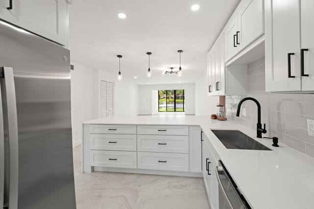 9293 Vista Del Lago 15c, Boca Lago, Boca Raton, FL