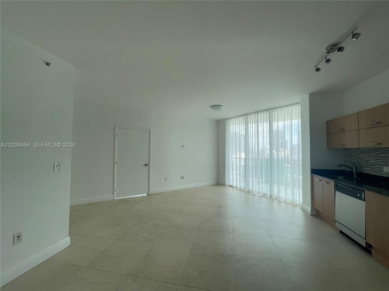 350 S Miami Avenue 1913, Miami, FL 33130