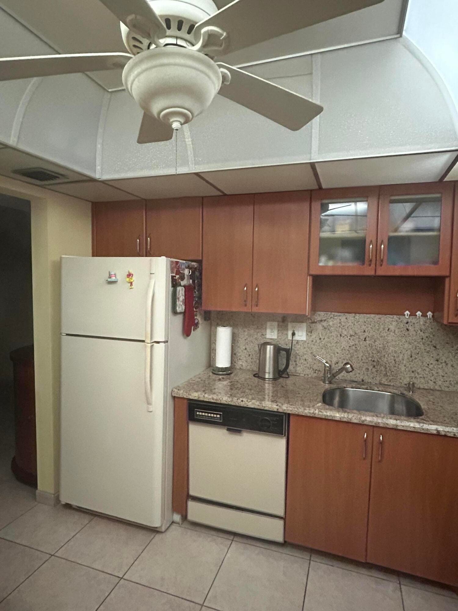 1833 S Ocean Drive 205, Hallandale Beach, FL 33009 photo 3