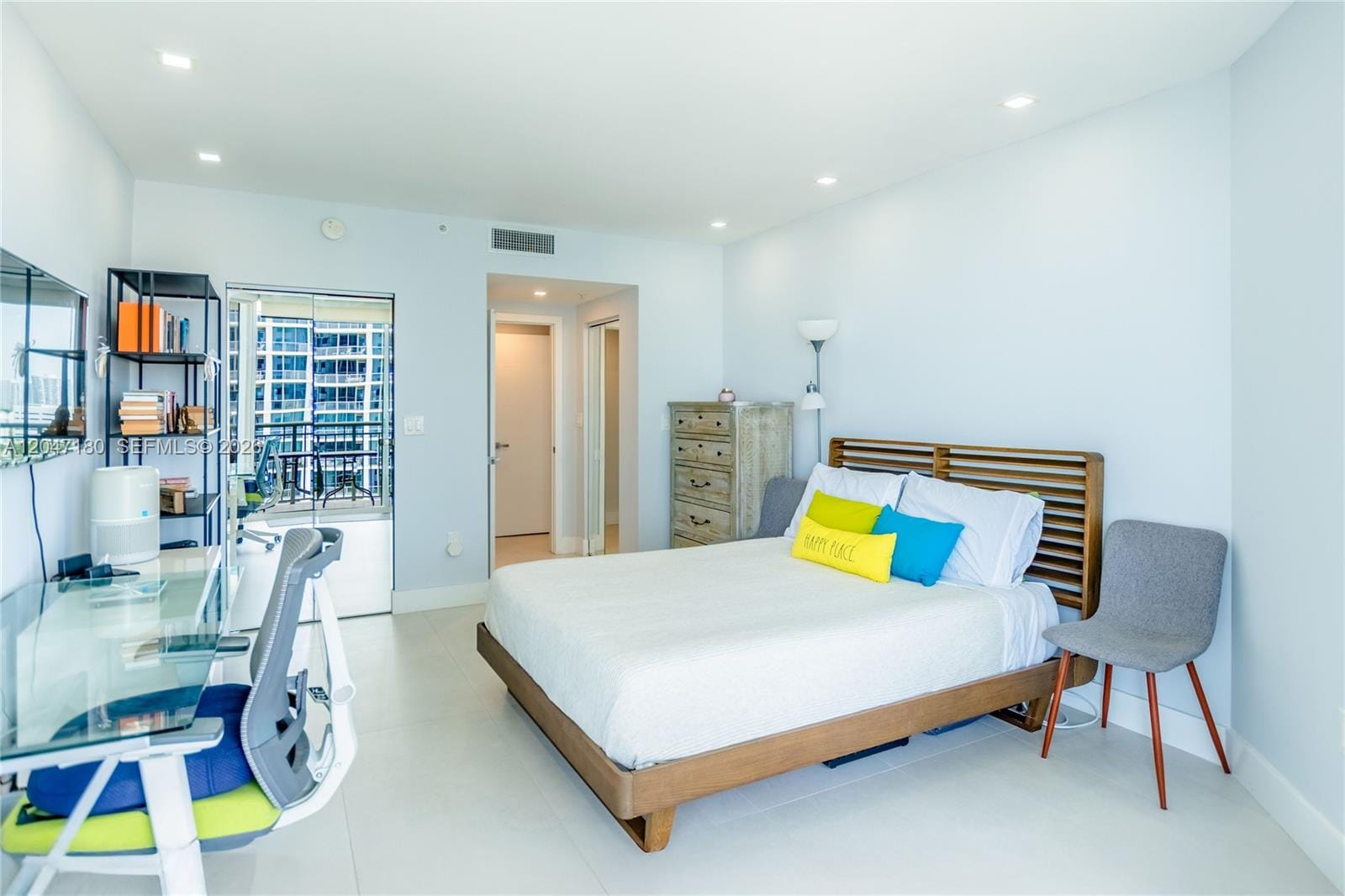 17375 Collins Avenue 1206, Sunny Isles Beach, FL 33160 photo 23