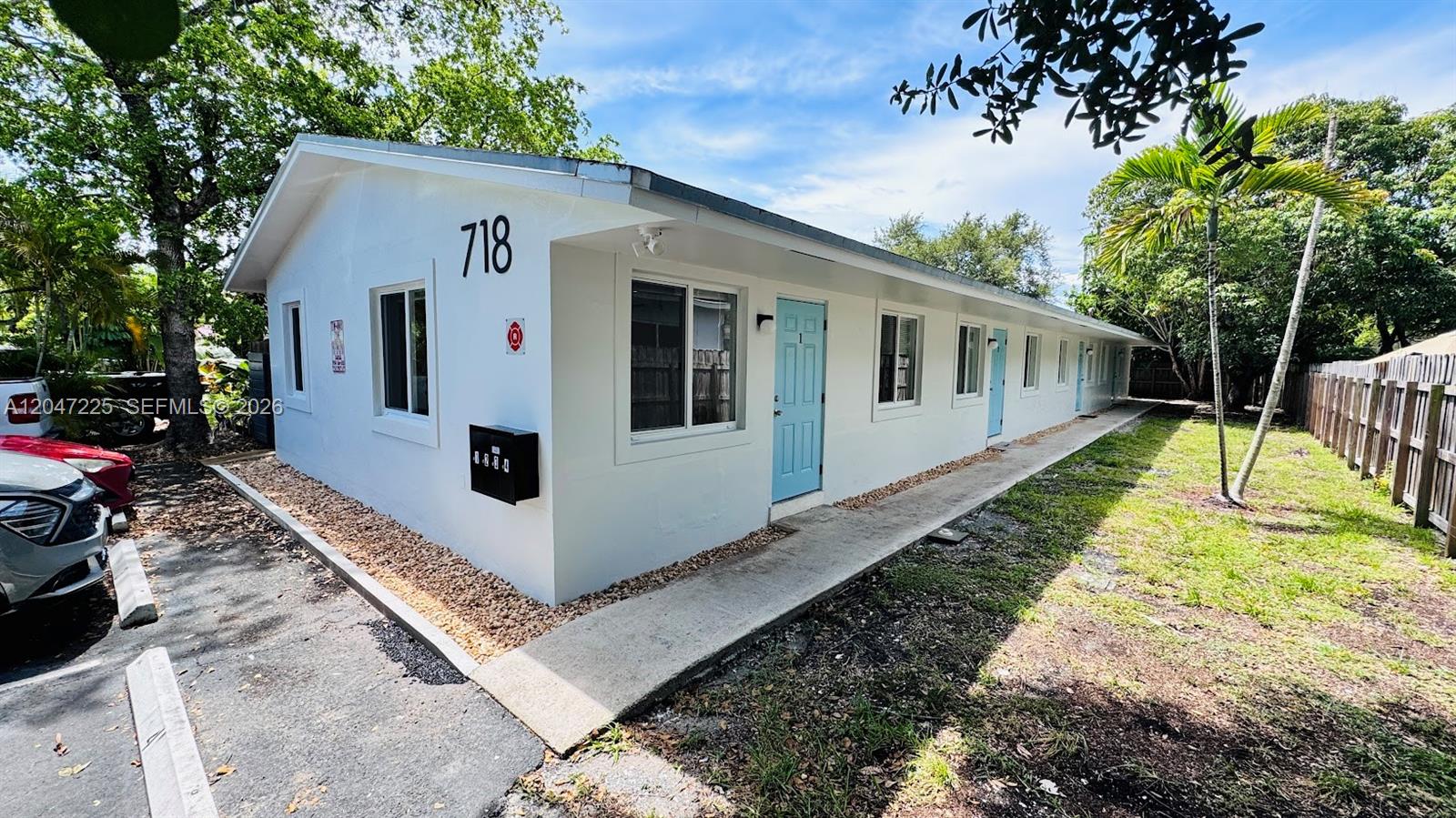 718 SE 13th Street 4, Fort Lauderdale, FL 33316