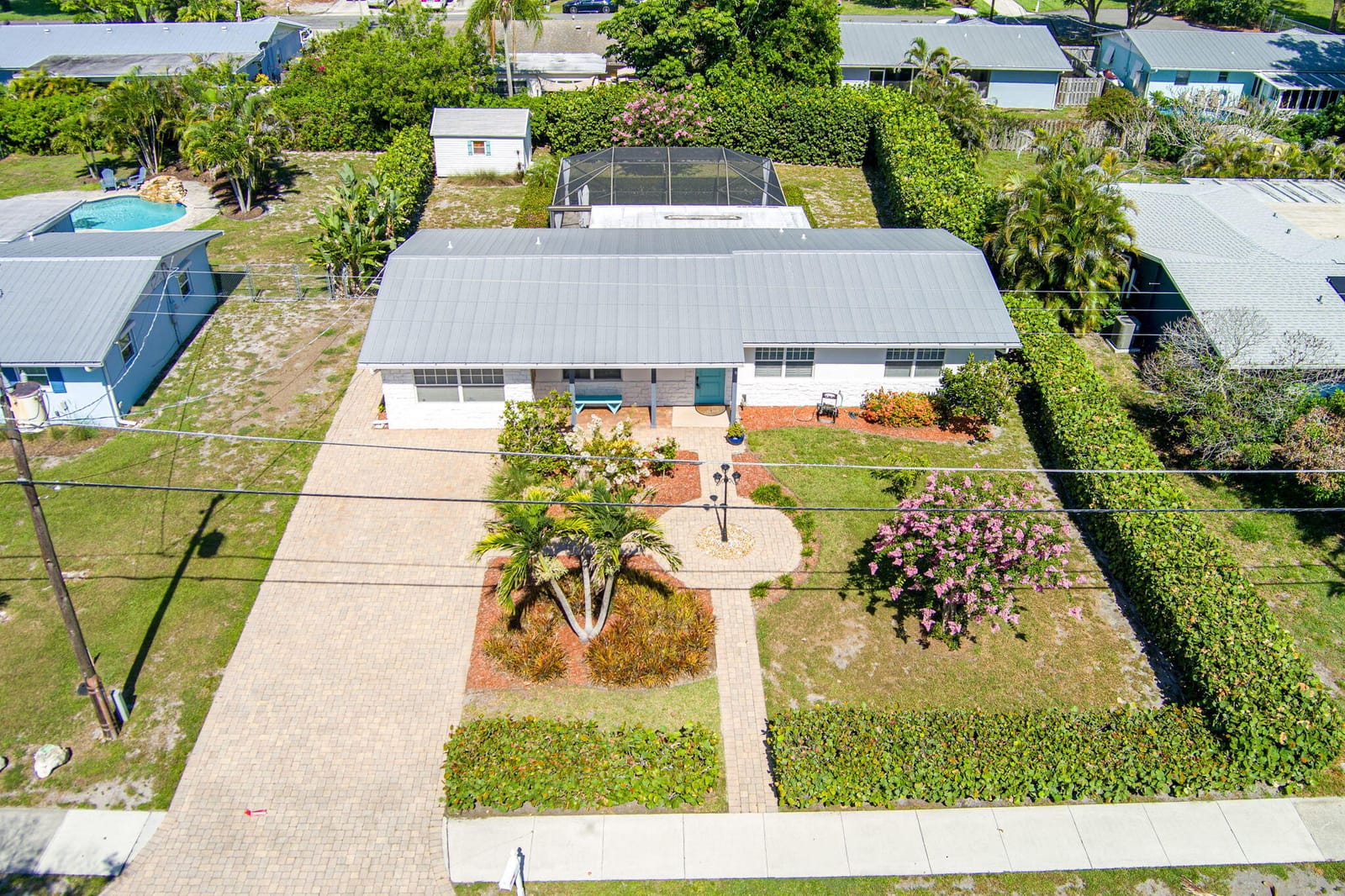 1252 SE Madison Avenue, Stuart, FL 34996 photo 2