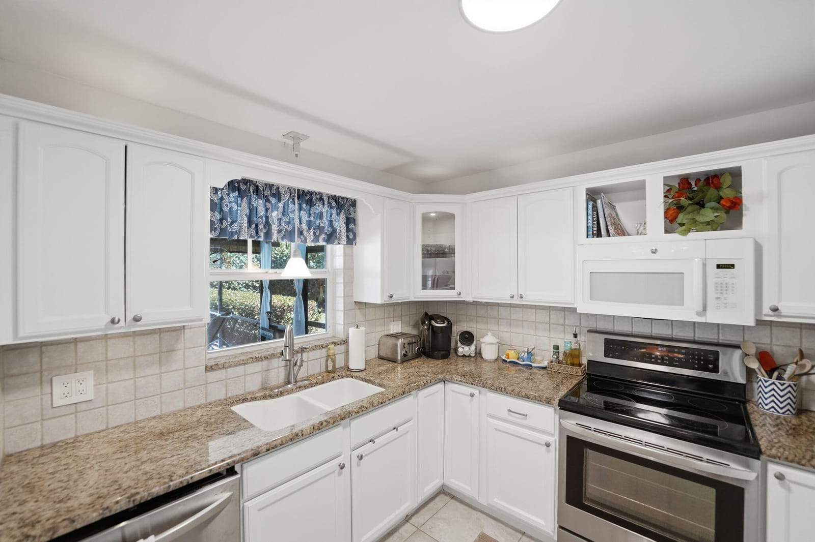 1252 SE Madison Avenue, Stuart, FL 34996 photo 14