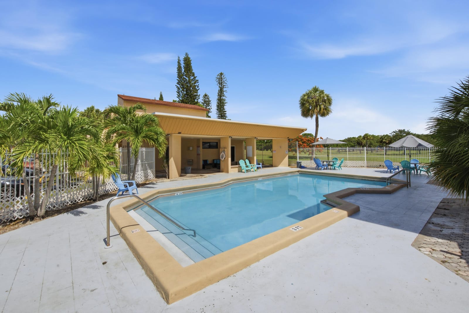 371 W Park Drive 1-17, Miami, FL 33172 photo 13