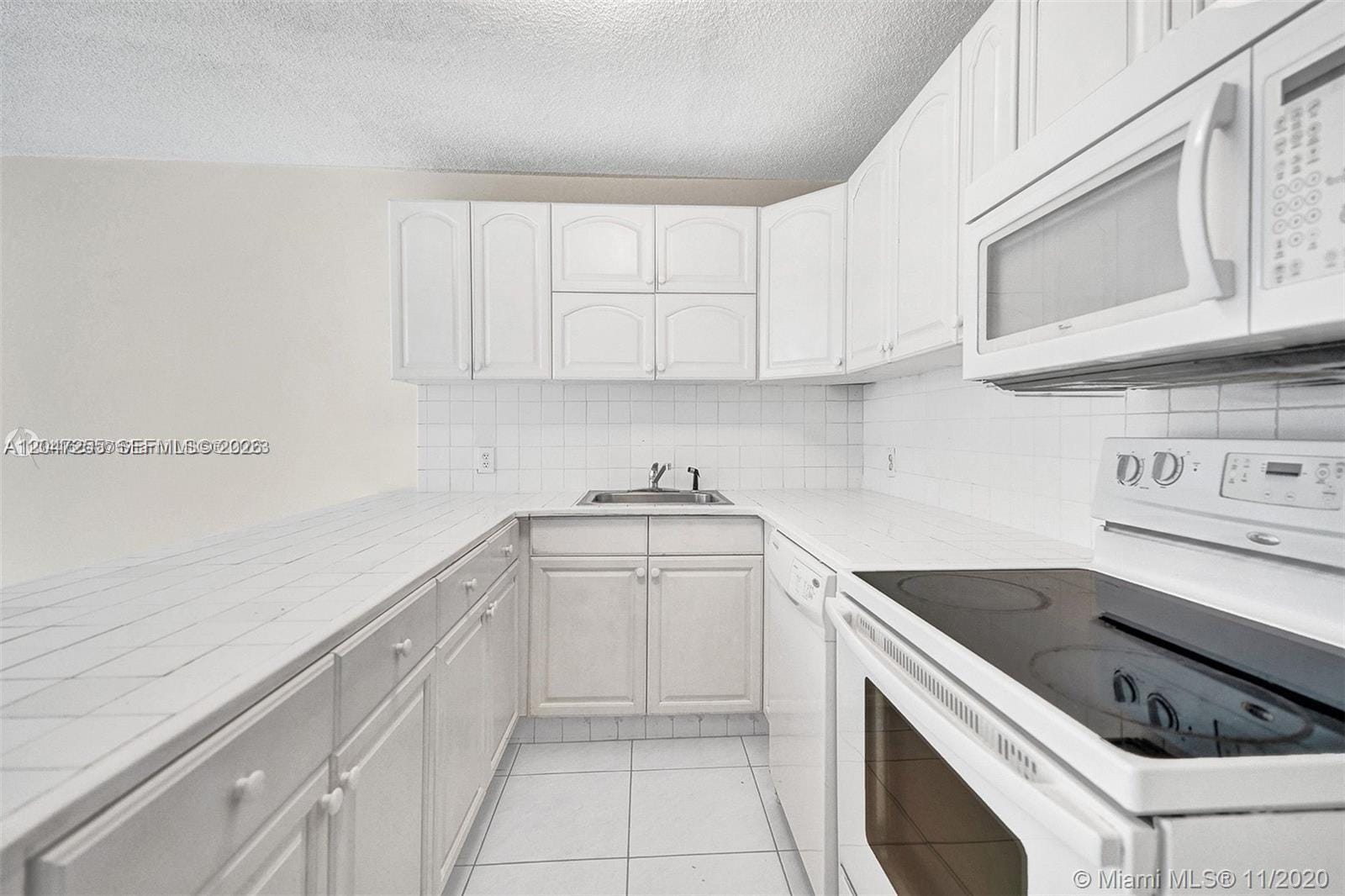 1228 West Avenue 613, Miami Beach, FL 33139 photo 7