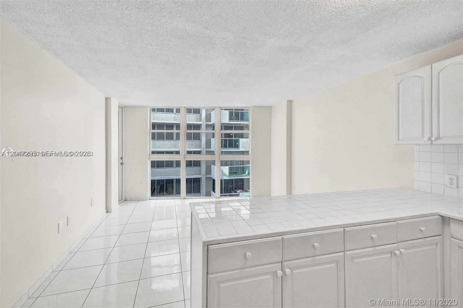 1228 West Avenue 613, Miami Beach, FL 33139 photo 8