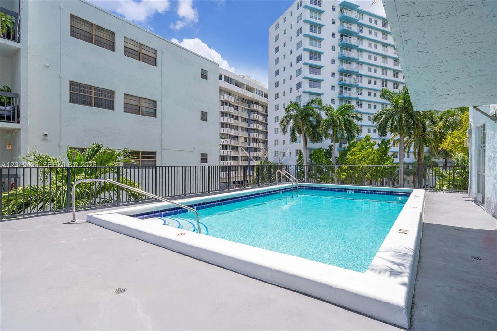 899 West Avenue 3M, Miami Beach, FL 33139 photo 3