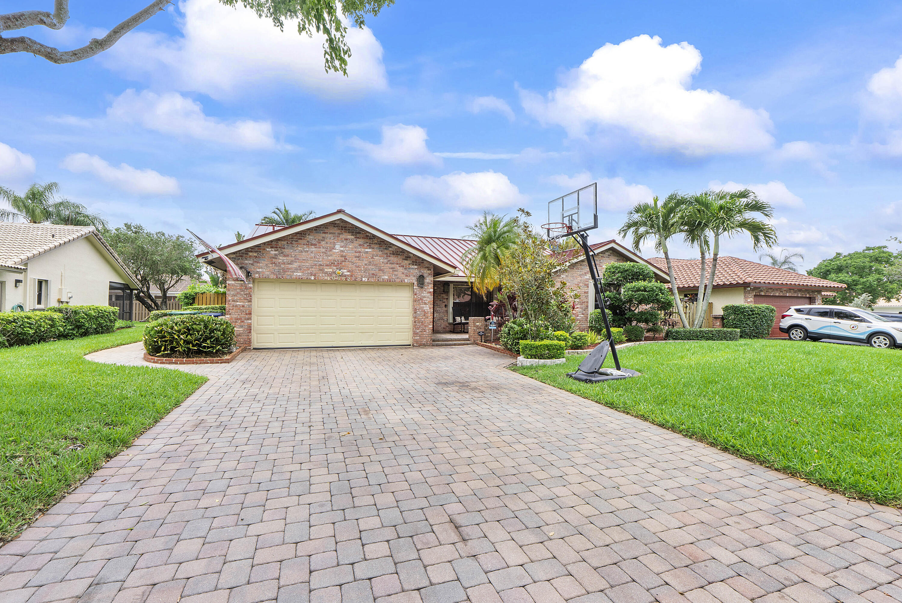 10662 NW 7th Place, Coral Springs, FL 33071