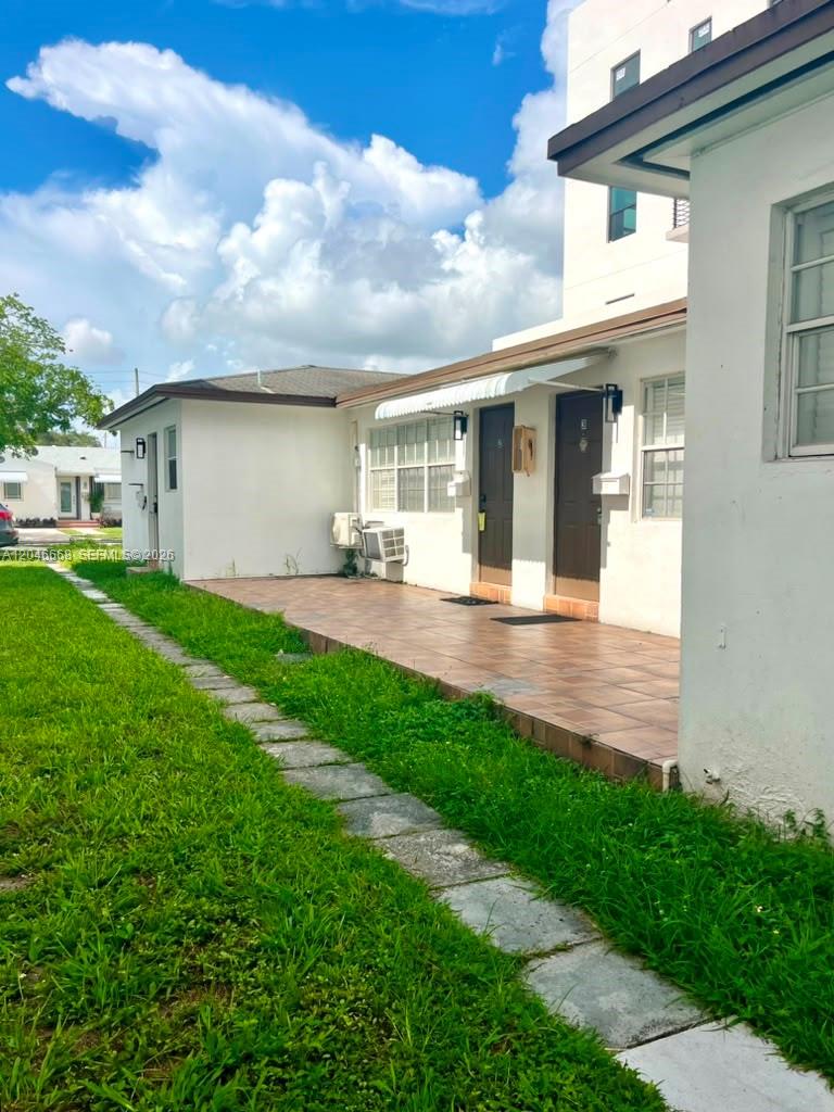 2031 Jackson Street 1, Hollywood, FL 33020