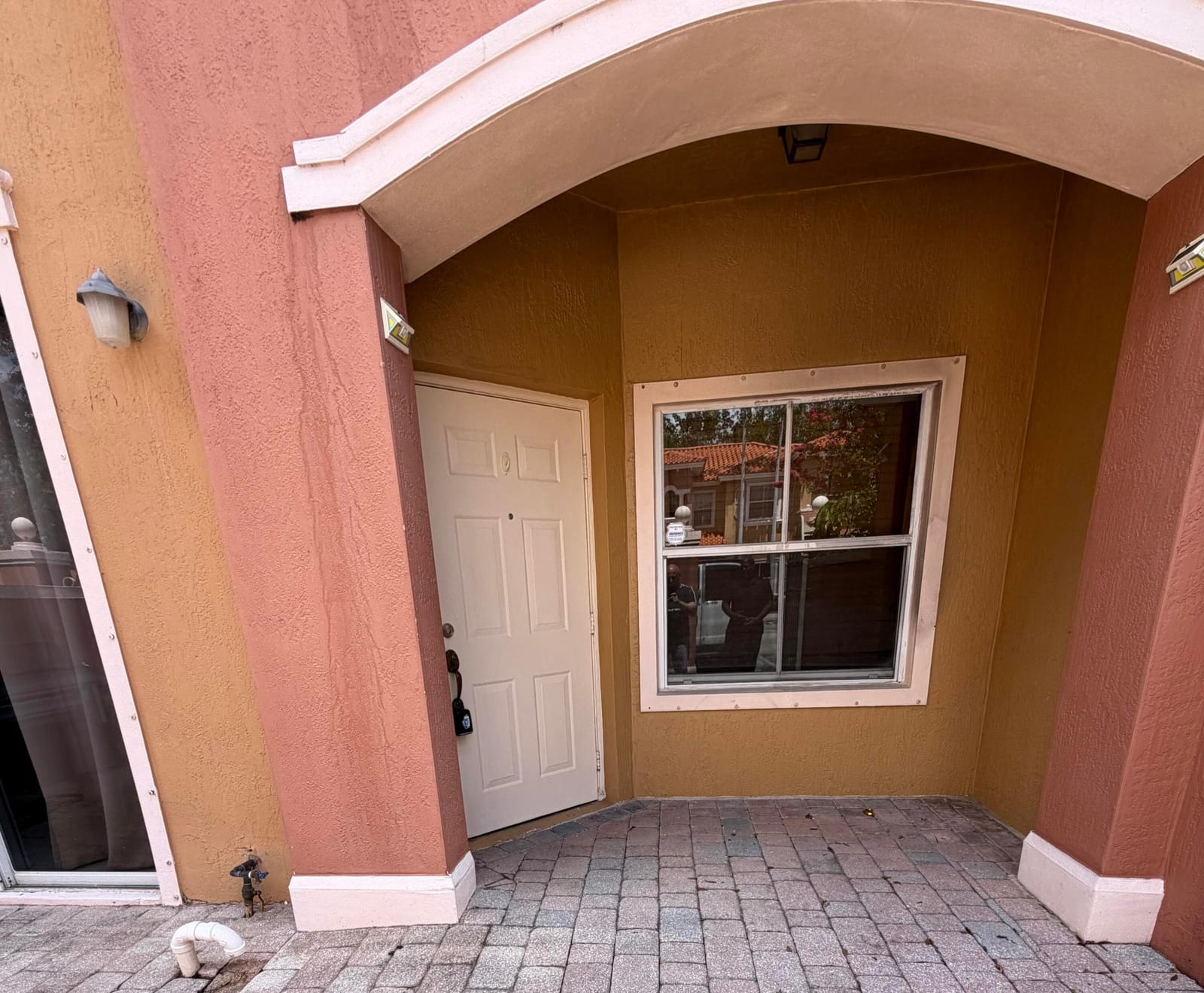 765 SW 107th Avenue 2303 — photo 2