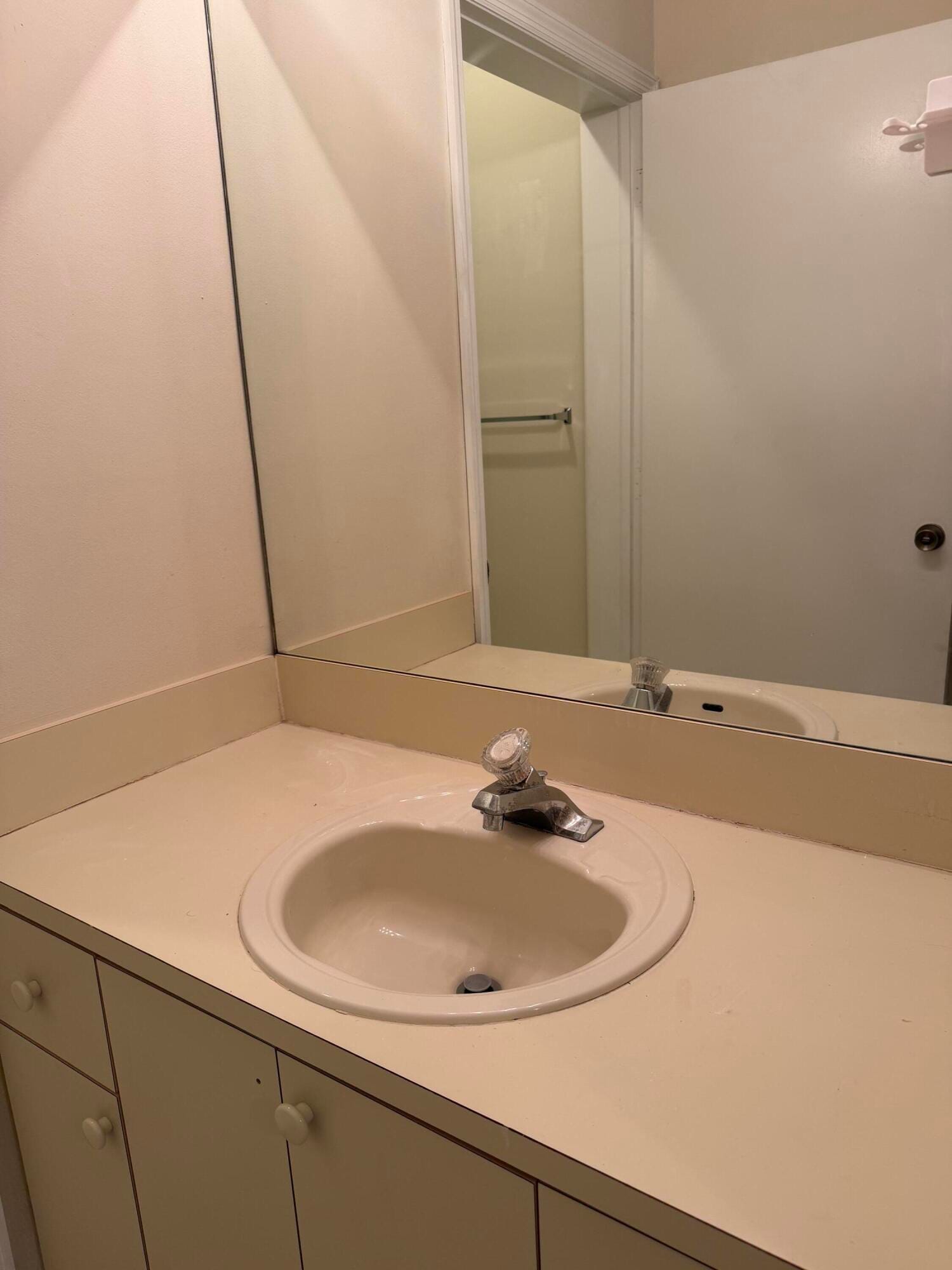 765 SW 107th Avenue 2303 — photo 9