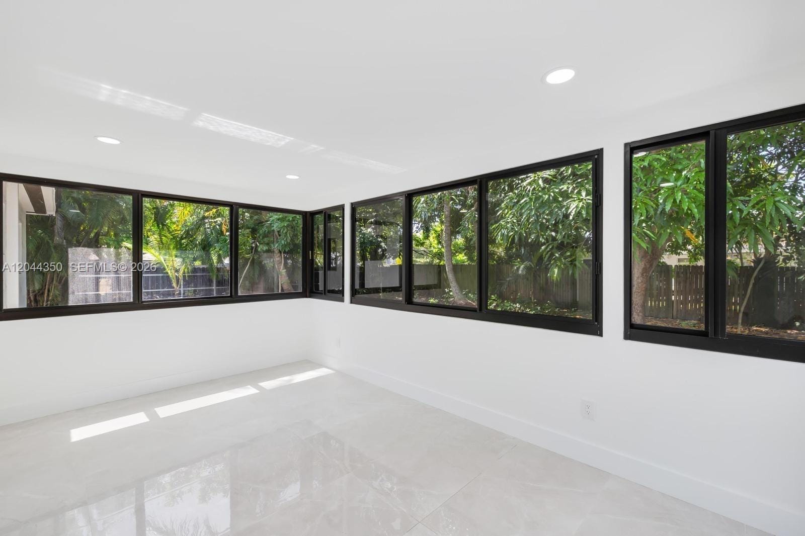 770 NE 160th Street, Miami, FL 33162 photo 16