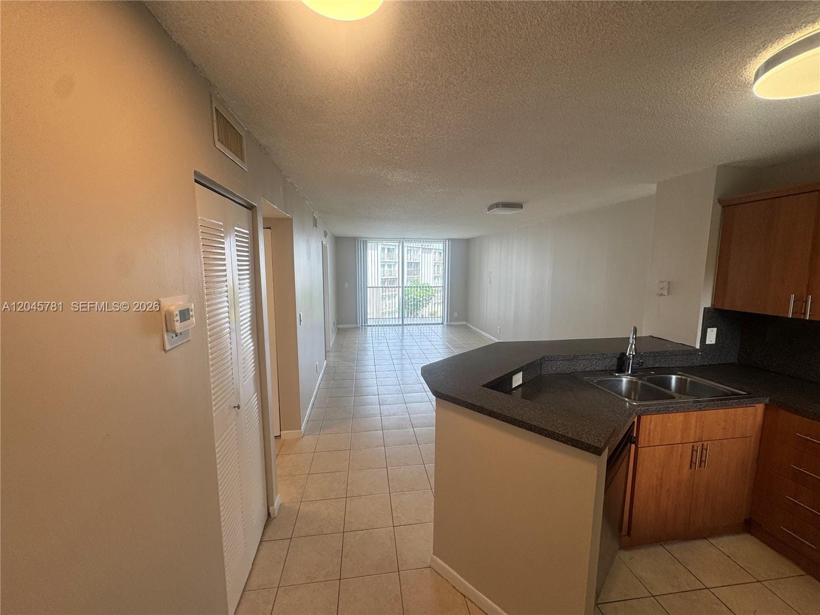 8750 N Sherman Circle 403 — photo 3