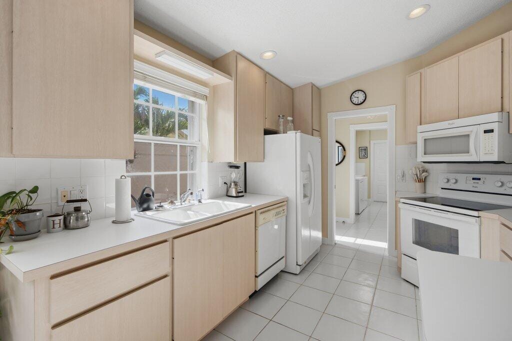 1301 NW Bentley Circle B, Port St. Lucie, FL 34986 photo 8