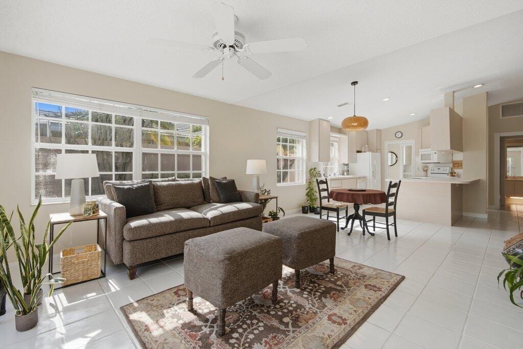 1301 NW Bentley Circle B, Port St. Lucie, FL 34986 photo 10