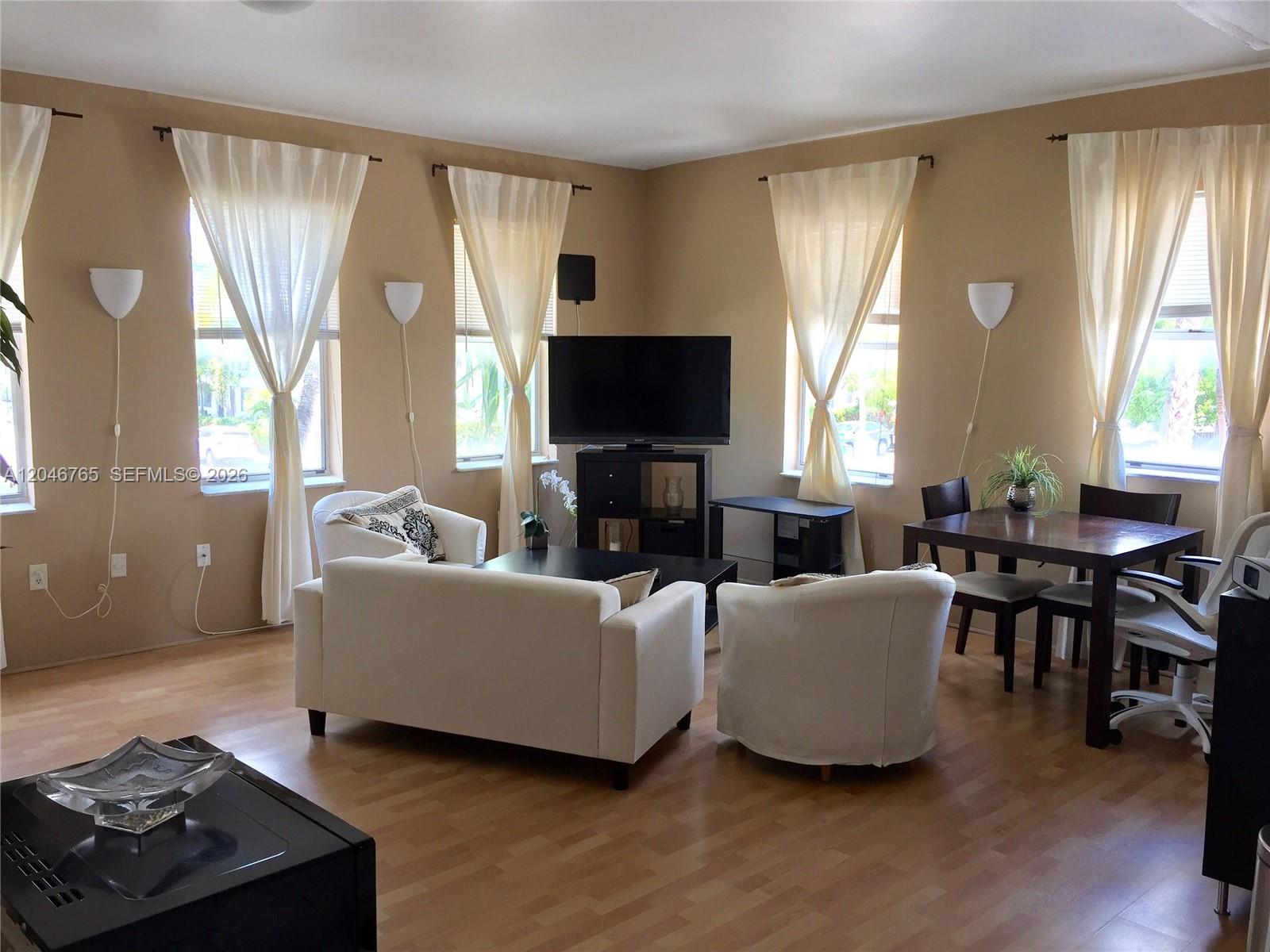 802 Euclid Avenue 201, Miami Beach, FL 33139, Miami Beach