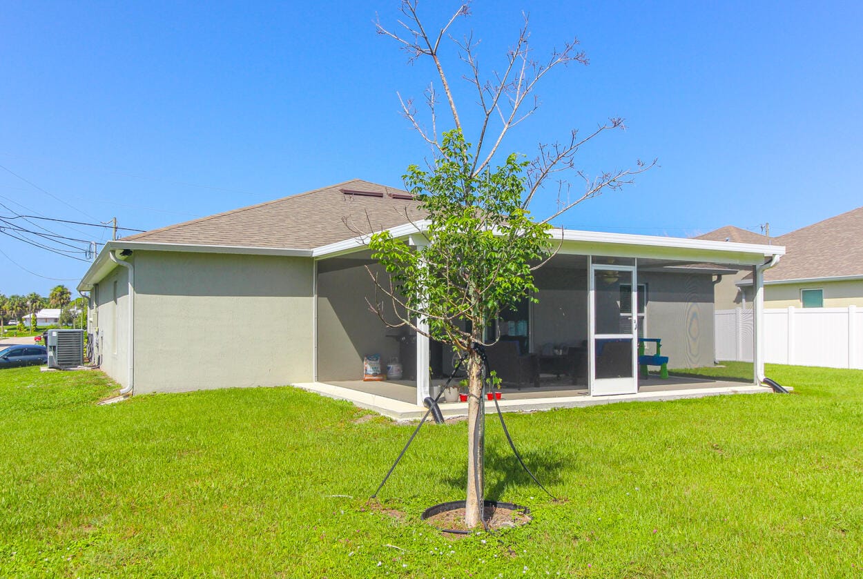 2033 SW Leafy Road, Port St. Lucie, FL 34953 photo 30