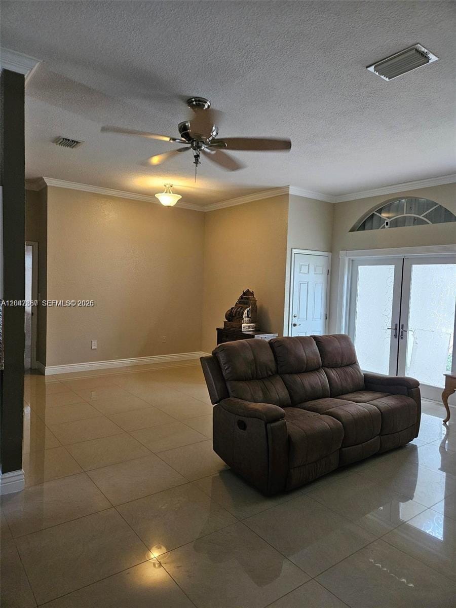 2635 SE 4th Place — photo 7