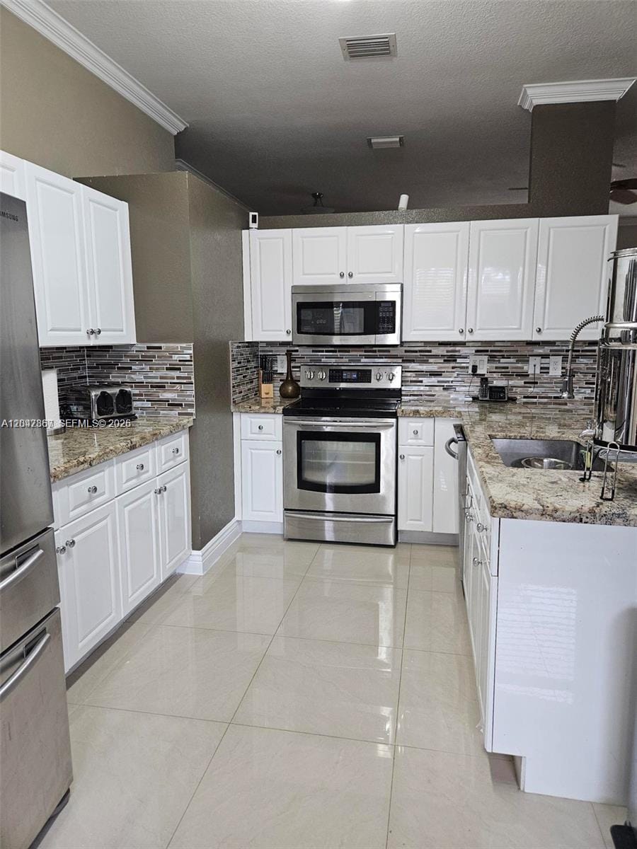 2635 SE 4th Place — photo 10