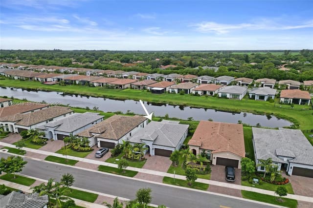 8147 Juniper Drive, Parkland, FL 33067