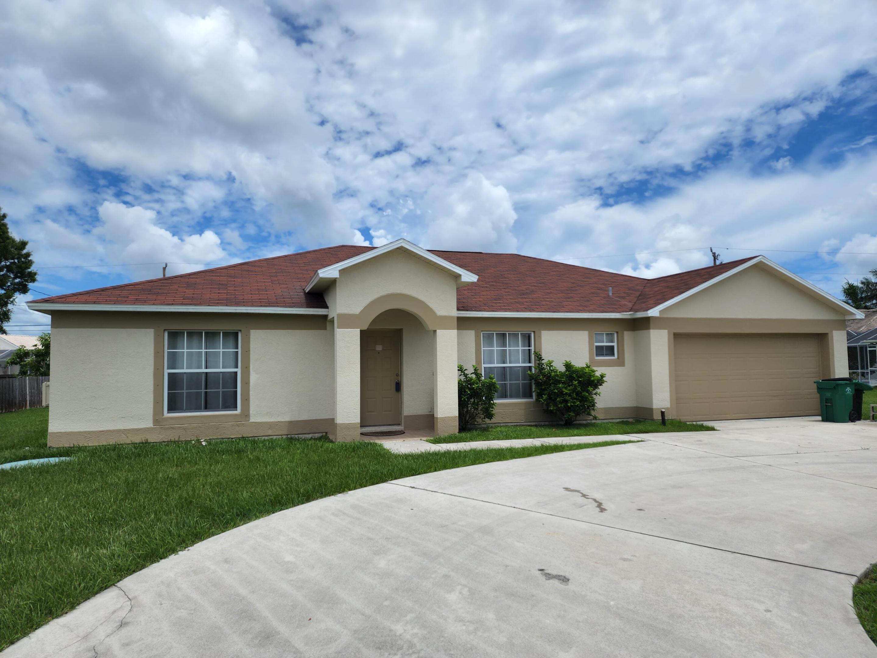 2709 SW Somber Road, Port St. Lucie, FL 34953