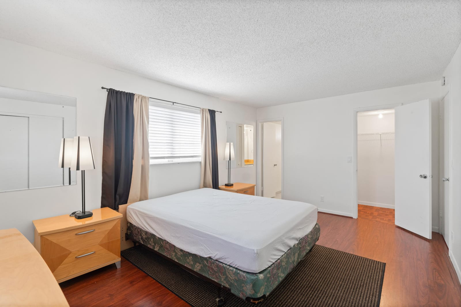 2515 NE 2nd Court 418 — photo 11