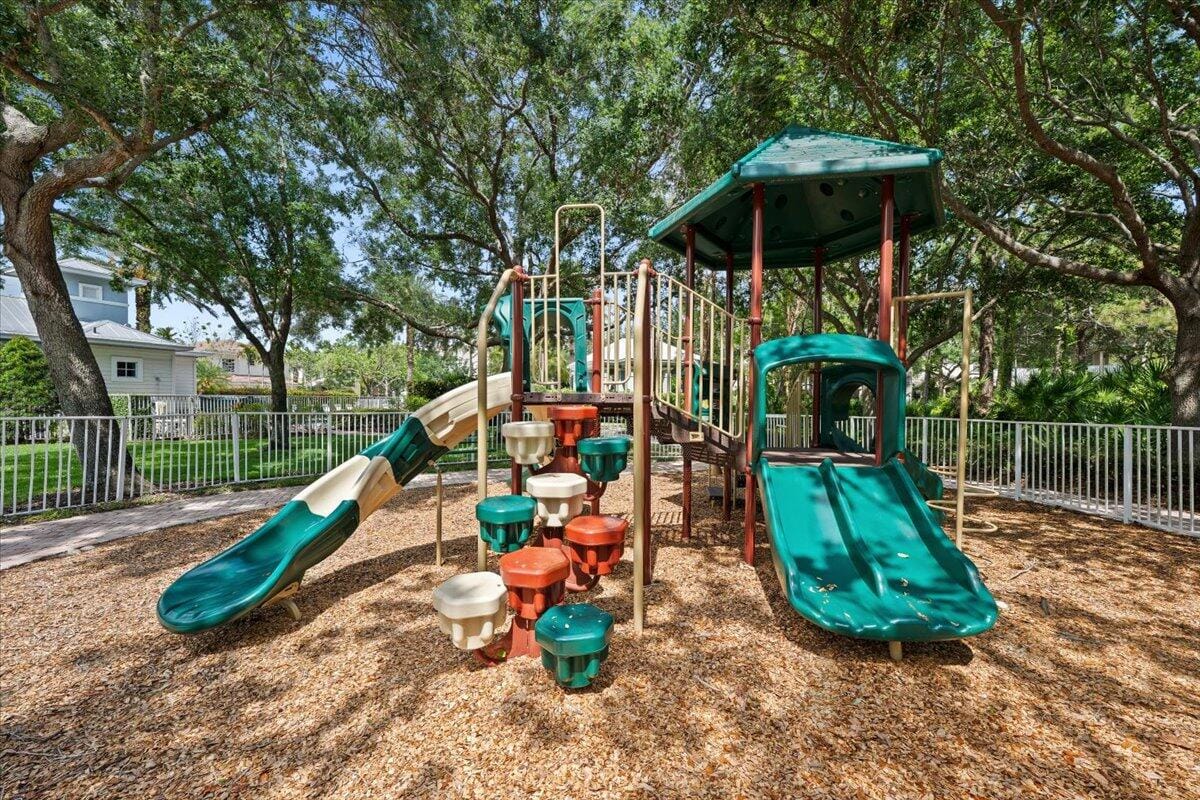 335 E Thatch Palm Circle 104, Jupiter, FL 33458 photo 30