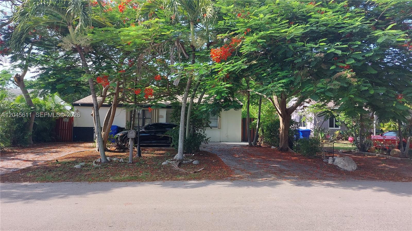 2827 Adams Street, Hollywood, FL 33020