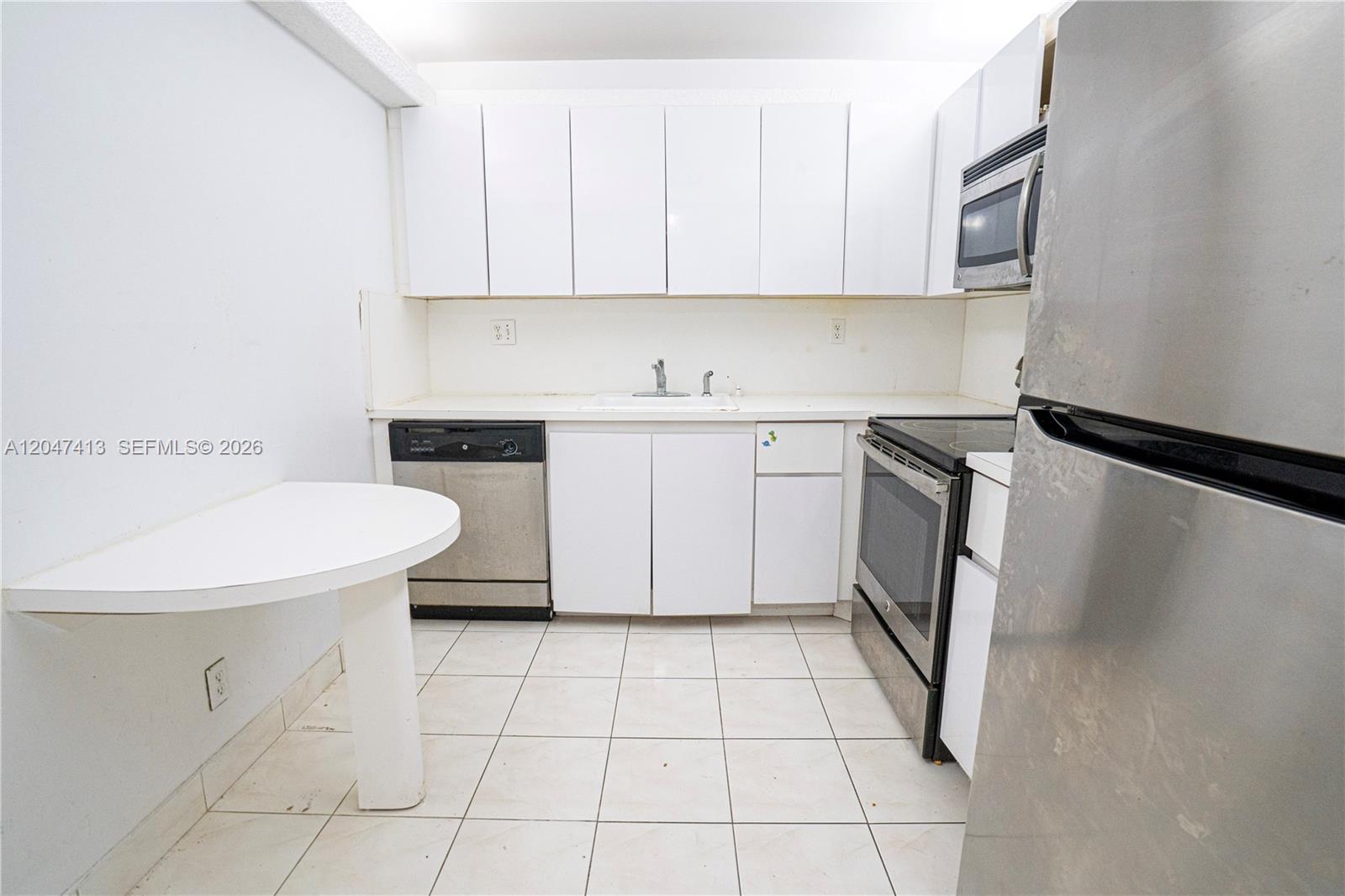 600 Three Islands Boulevard 316, Hallandale Beach, FL 33009
