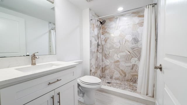 403 S Sapodilla Avenue 502, West Palm Beach, FL 33401