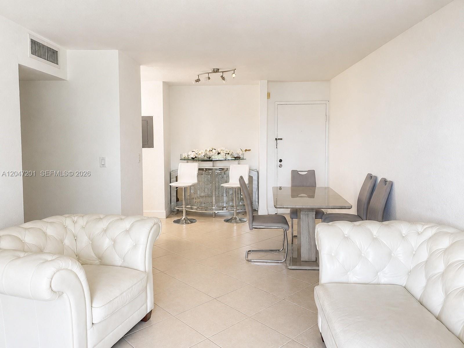 8870 Fontainebleau Boulevard 106 — photo 3