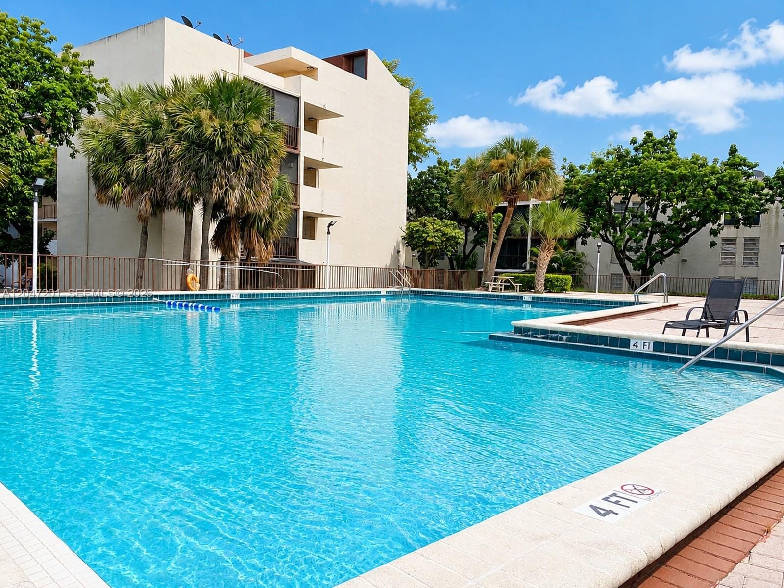 8870 Fontainebleau Boulevard 106, Miami, FL 33172 photo 22
