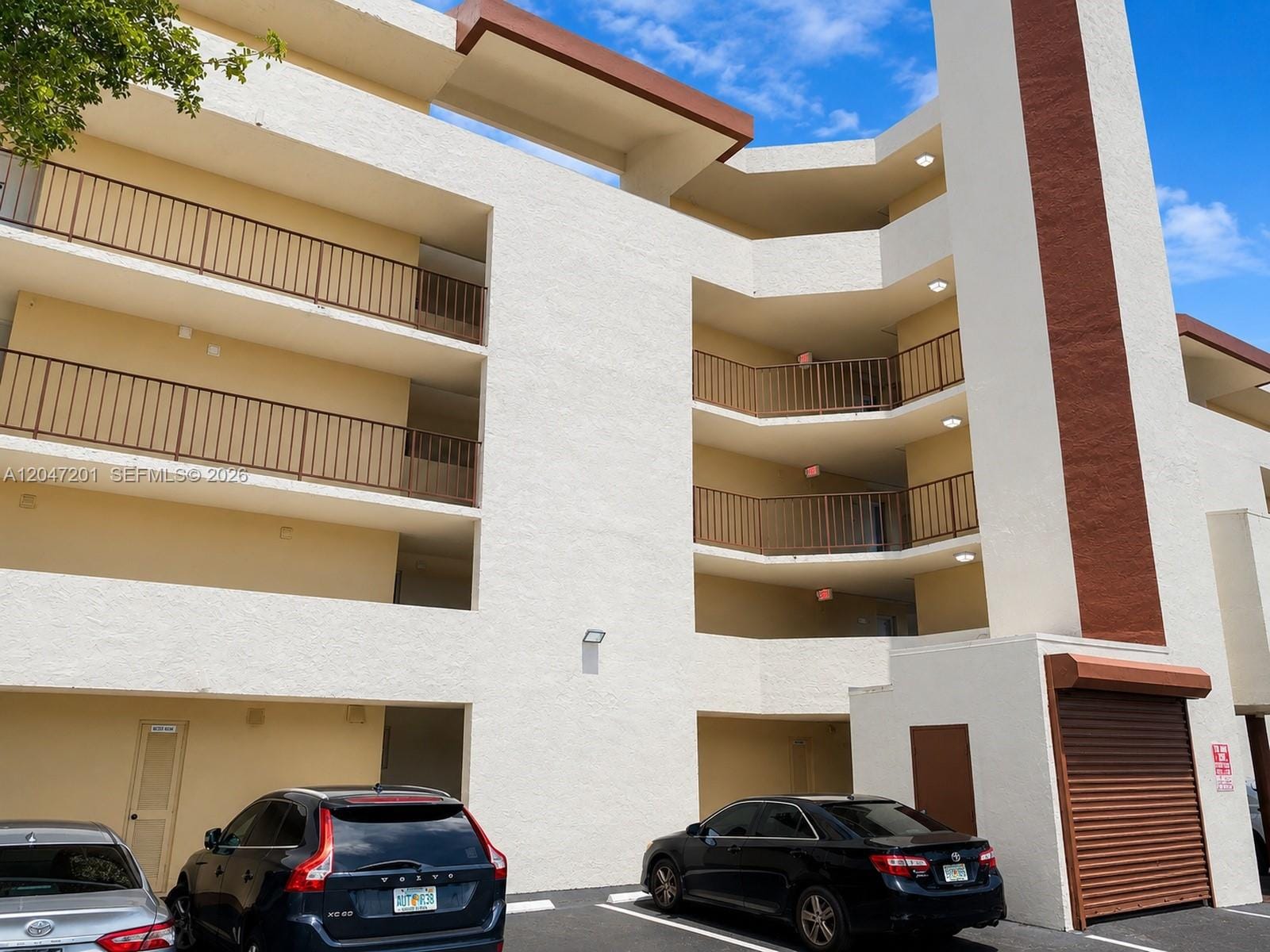 8870 Fontainebleau Boulevard 106, Miami, FL 33172 photo 25