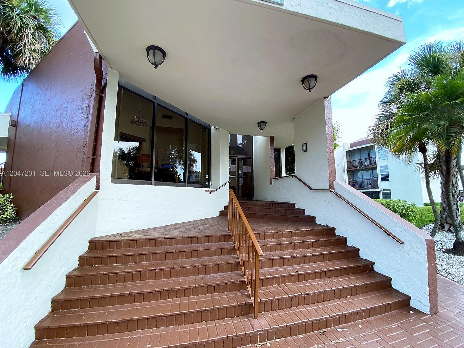 8870 Fontainebleau Boulevard 106, Miami, FL 33172 photo 27