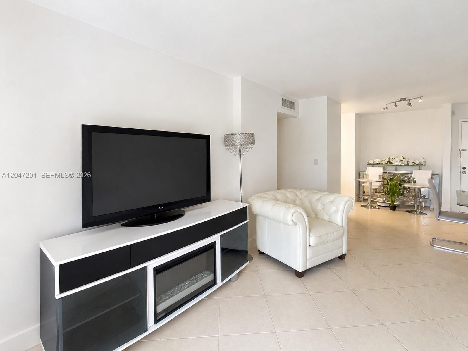 8870 Fontainebleau Boulevard 106 — photo 4