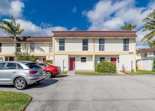3321 Raleigh Street 3H, Hollywood Gardens Condomi, Hollywood, FL