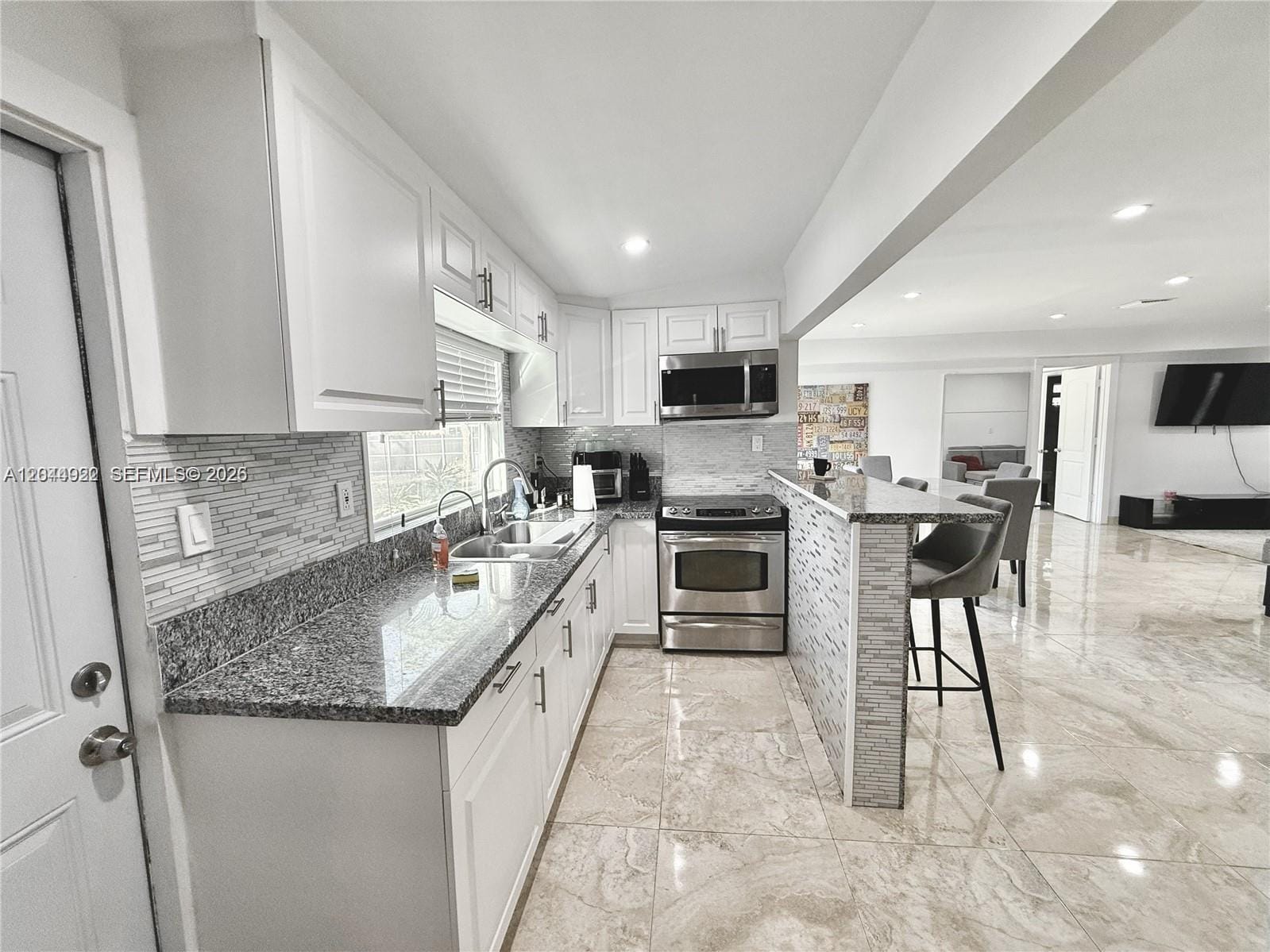 947 NE 149th Street, Miami, FL 33161 photo 18