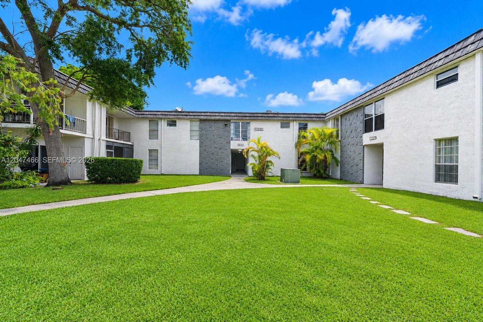 10381 N Kendall Drive M8, Miami, FL 33176 photo 4