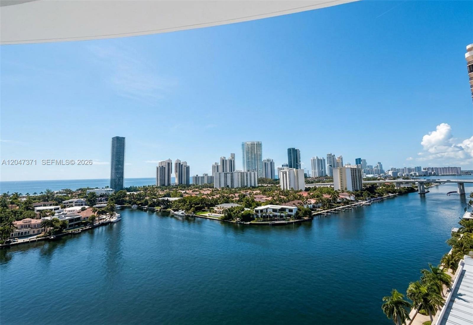 19707 Turnberry Way 16G, Aventura, FL 33180