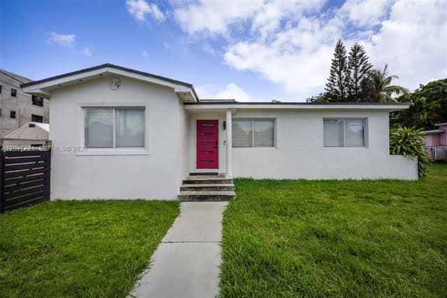 2939 SW 5th Street, Carolina Heights 2nd, Miami, FL