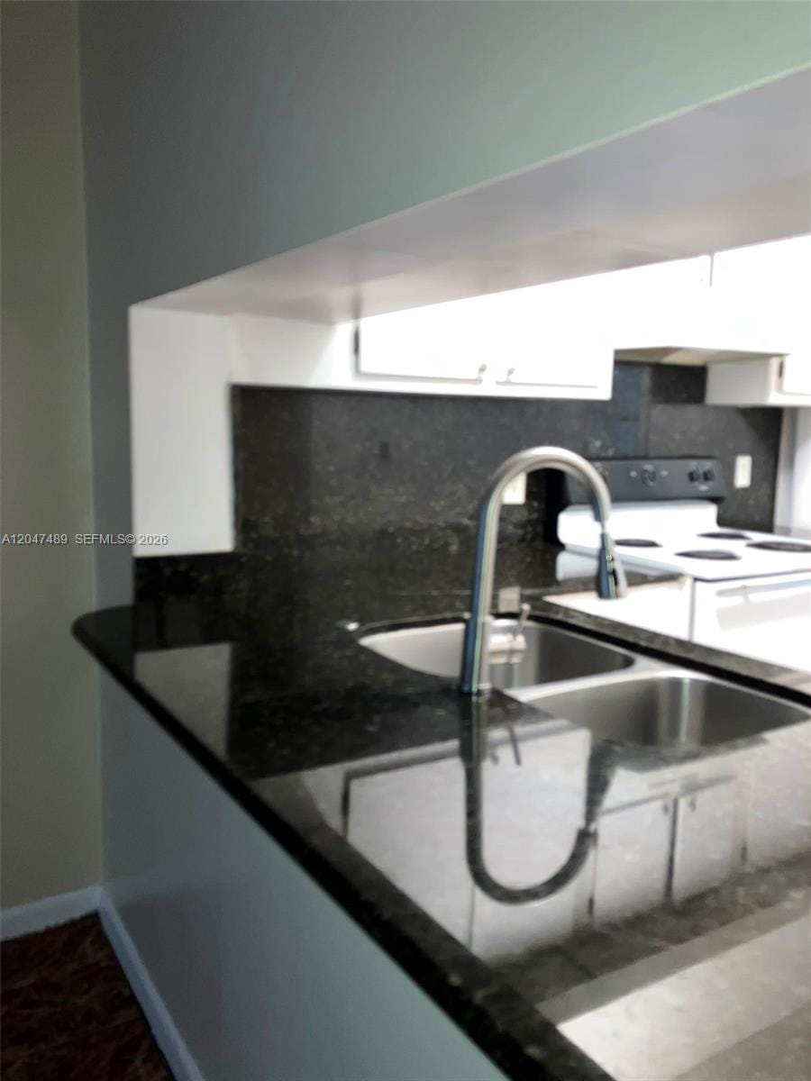 204 Lake Pointe Drive 208 — photo 5